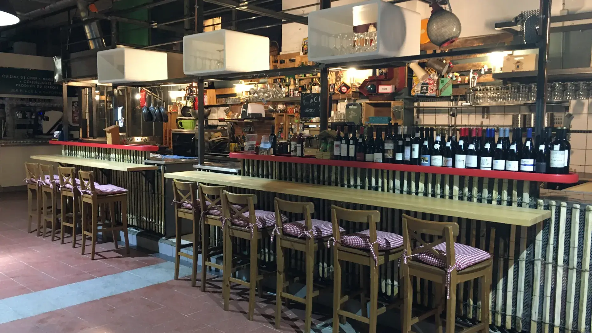 Guide local entre Sète et Paris